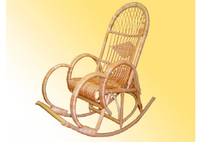 Кресло-качалка "Клуша" с подставкой для ног оплетена