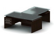 Стол и приставной стол